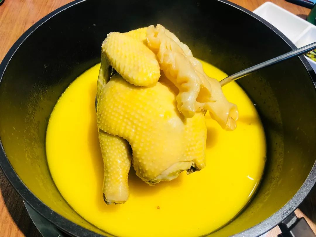 香港帅哥为了爱情来郑州,也带来了香港地道花胶鸡