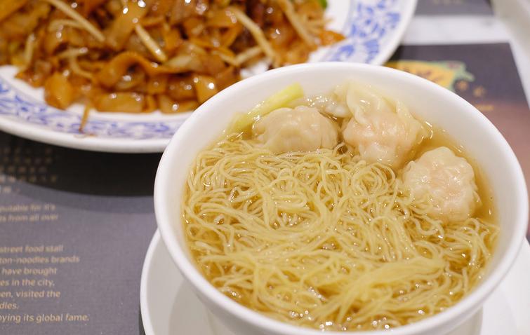 香港自由行必吃美食,香港海港城购物