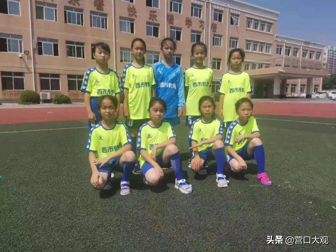 校园足球联赛西乌小学生,小学校园足球联赛夺冠信息报道