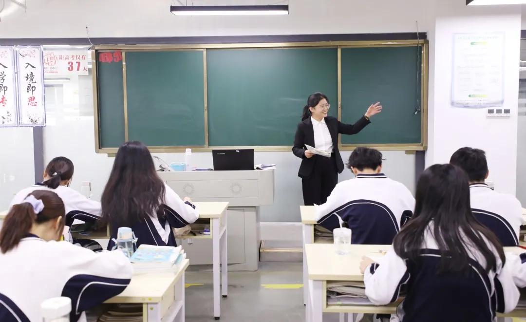 “师生同考”又何妨？奋达老师的实力超乎想象