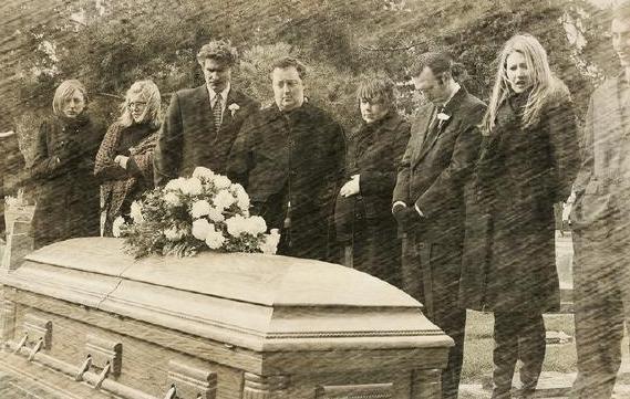 装在套子里的人现实版,装在套子里的人是坏人