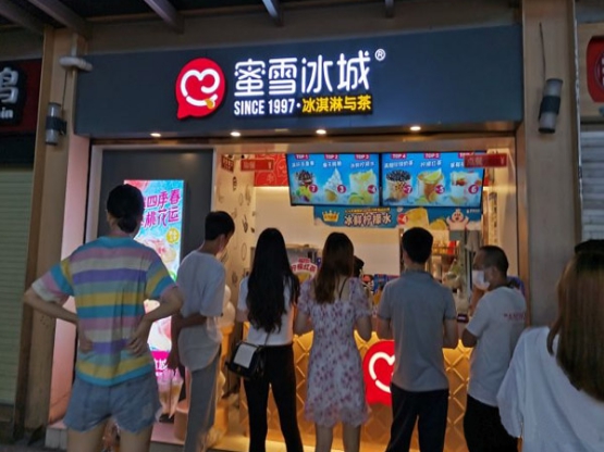 华莱士炸鸡爆出食品安全问题,华莱士炸鸡出现安全问题