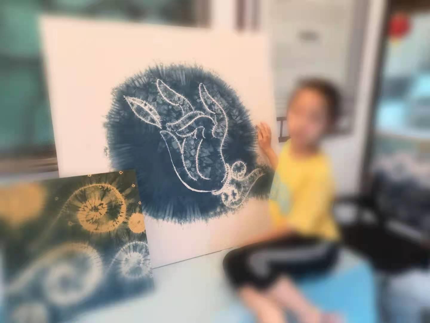 扎染和猫的下雨天，母慈子孝的星期日——二年级陪跑倒计时第4天