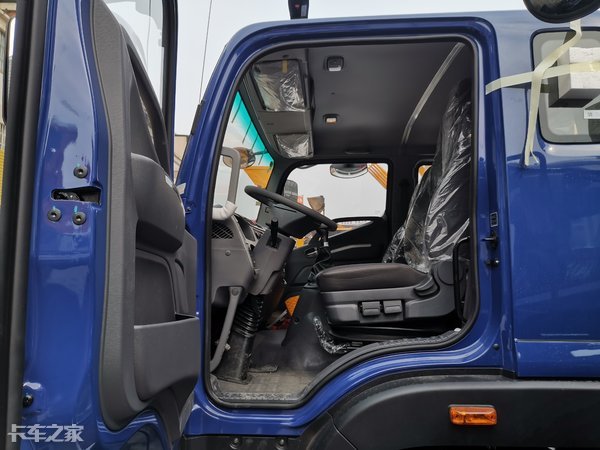 福田瑞沃es5渣土自卸车,合法装载2吨的轻卡