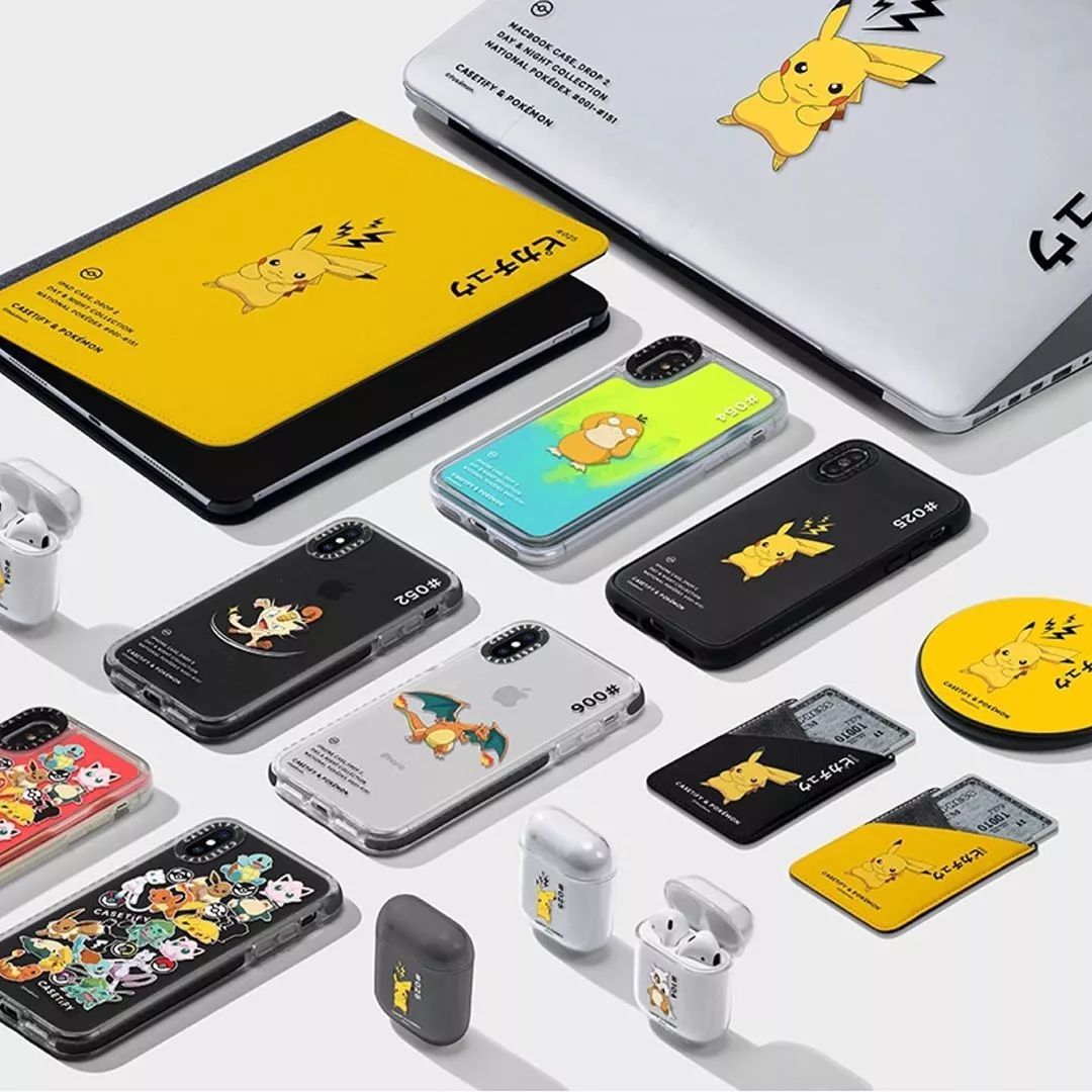 让登上福布斯的Kylie金小妹宠幸的手机壳是？