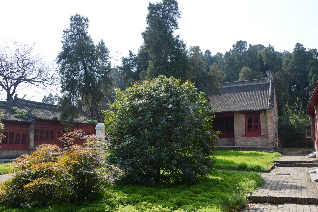 南阳诸葛书院,南阳卧龙岗诸葛书院