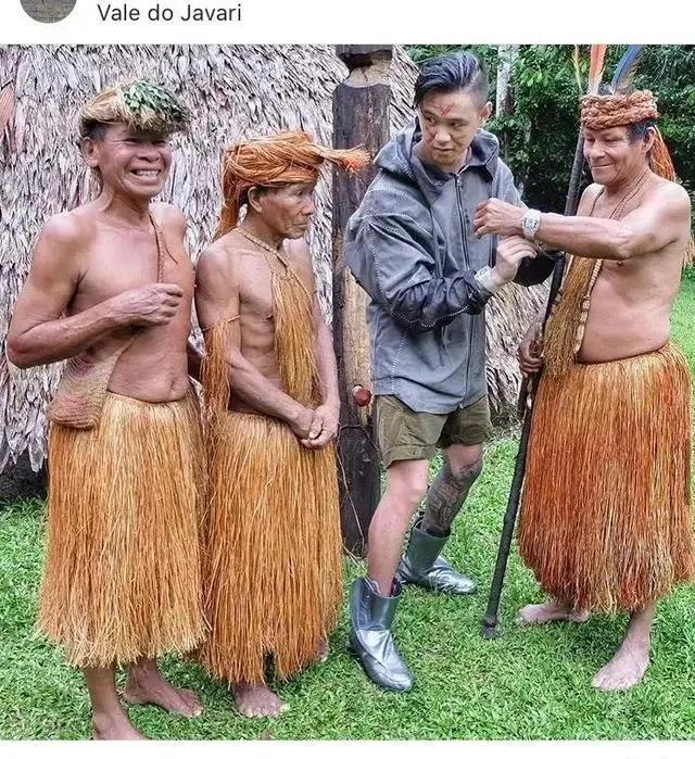 富二代晒骨皮包的残忍真相,富二代晒人骨皮包的残忍真相