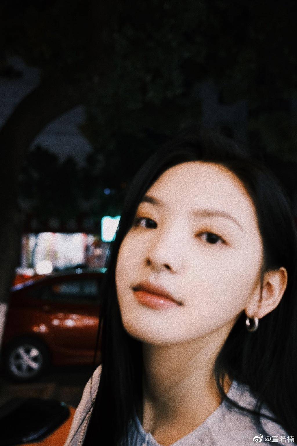 青春期男生如何养成初恋脸,如何像赵露思一样拥有一张初恋脸