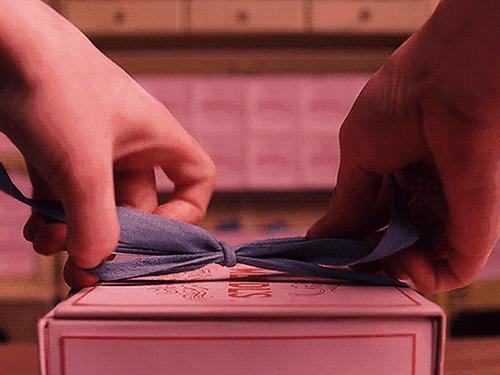 七夕送什么口红不会出错,七夕送女朋友口红送几支合适