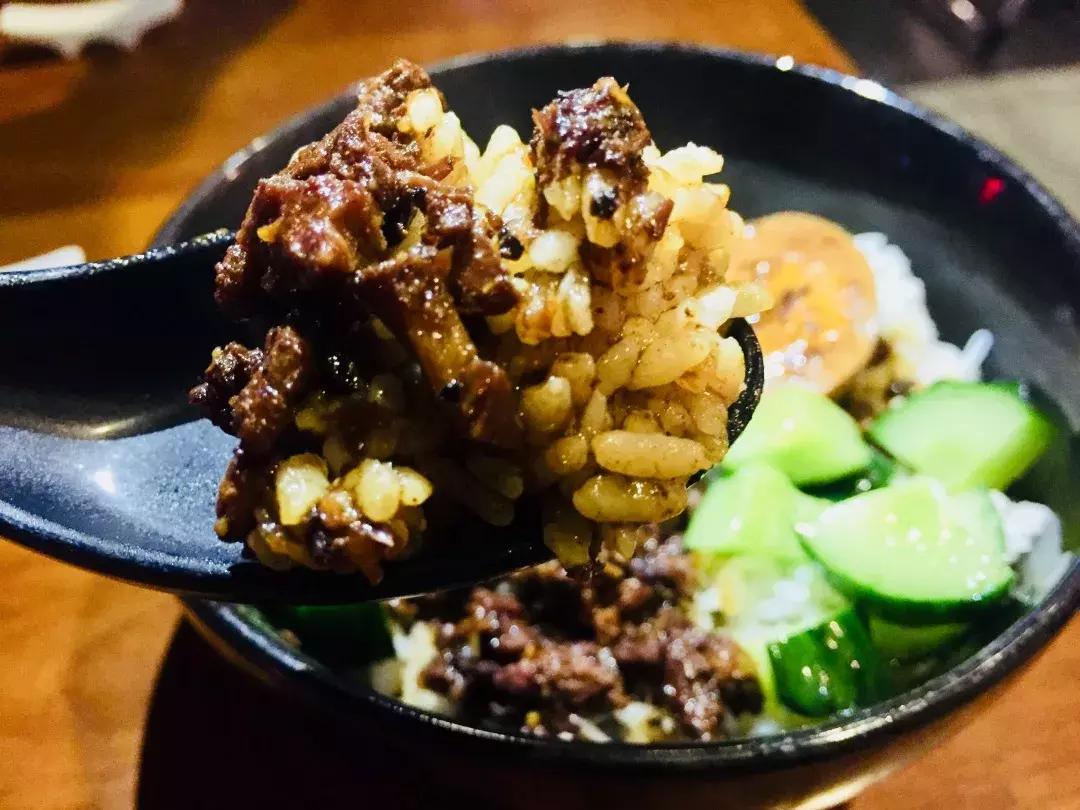 新南门，成都人听到这三个字就是包不住的清口水，走起~