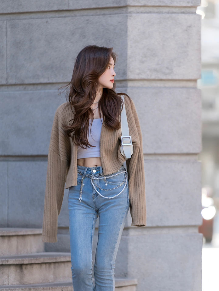 人像拍摄如何摆出自然的姿势,郁金香与人像拍照姿势照片