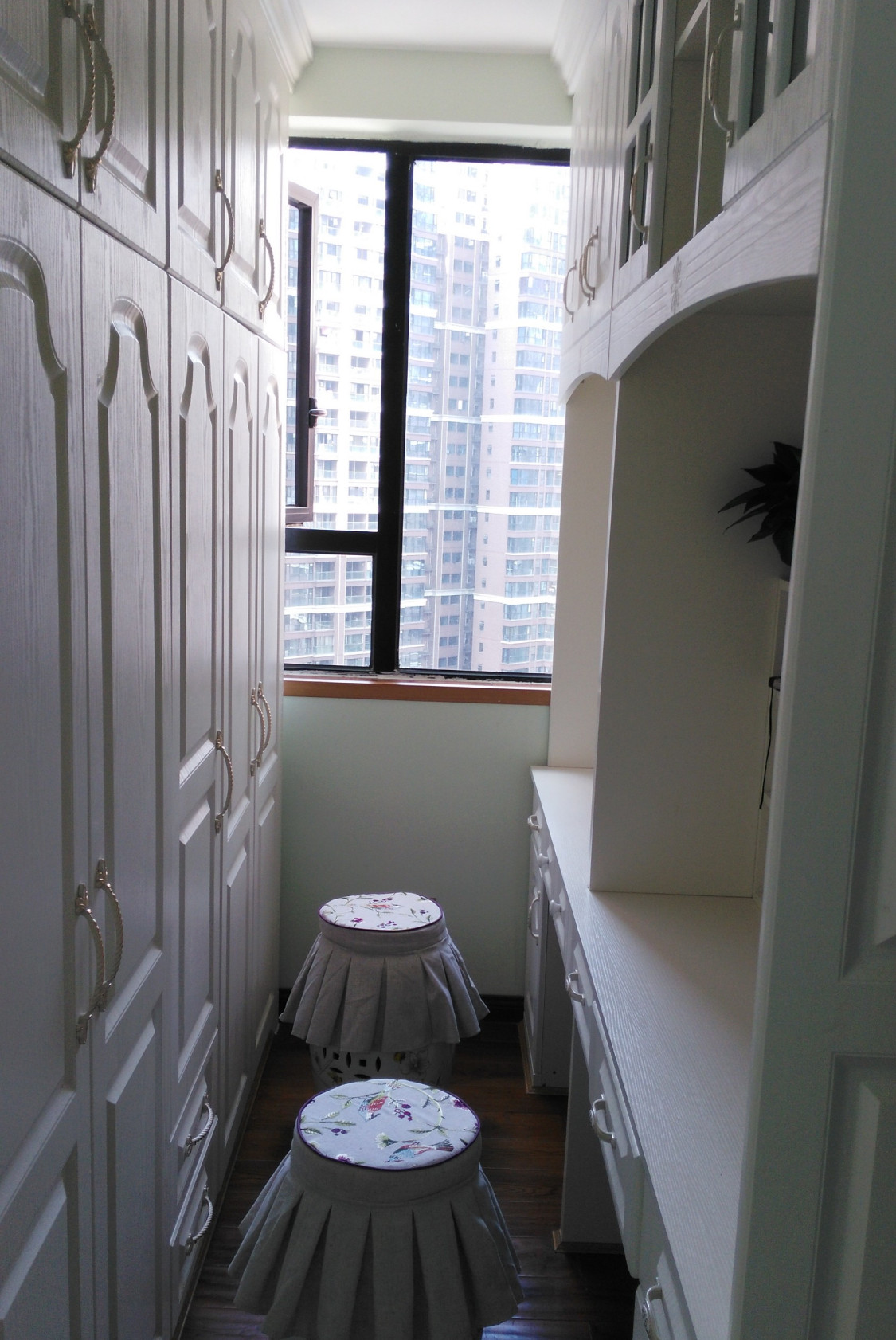 衣帽间柜子设计无甲醛,衣帽间没有窗户怎样装修效果图