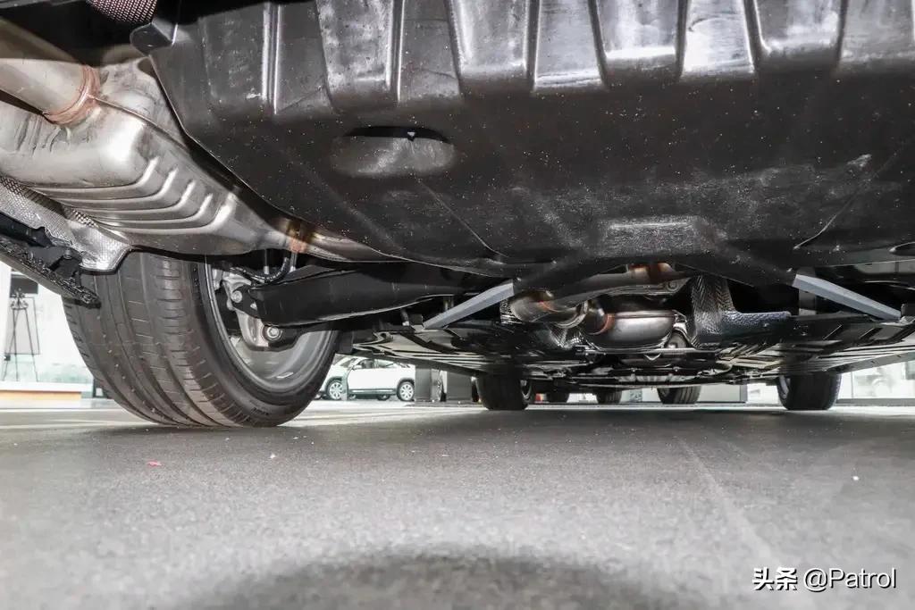 进口奔驰e级和国产e级质量区别,进口奔驰e级和国产e级外观的区别