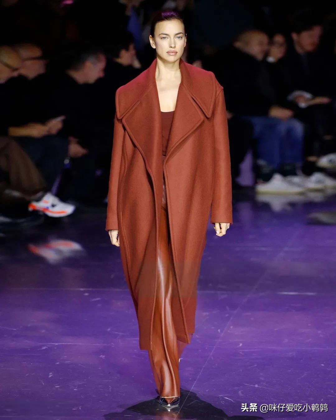 c罗与维多利亚模特视频,维密超模怀孕8个月