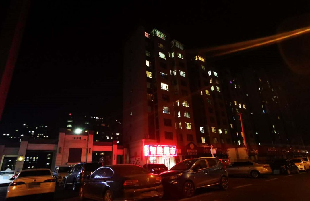 别再黑北湖没人了，停车位都找不着