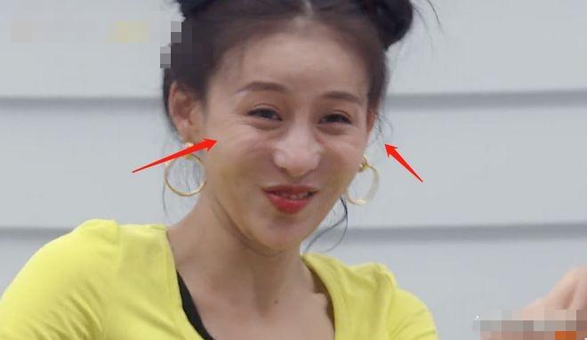 从“华策一姐”到18线小透明，被王思聪猛锤的贾青，不值得同情