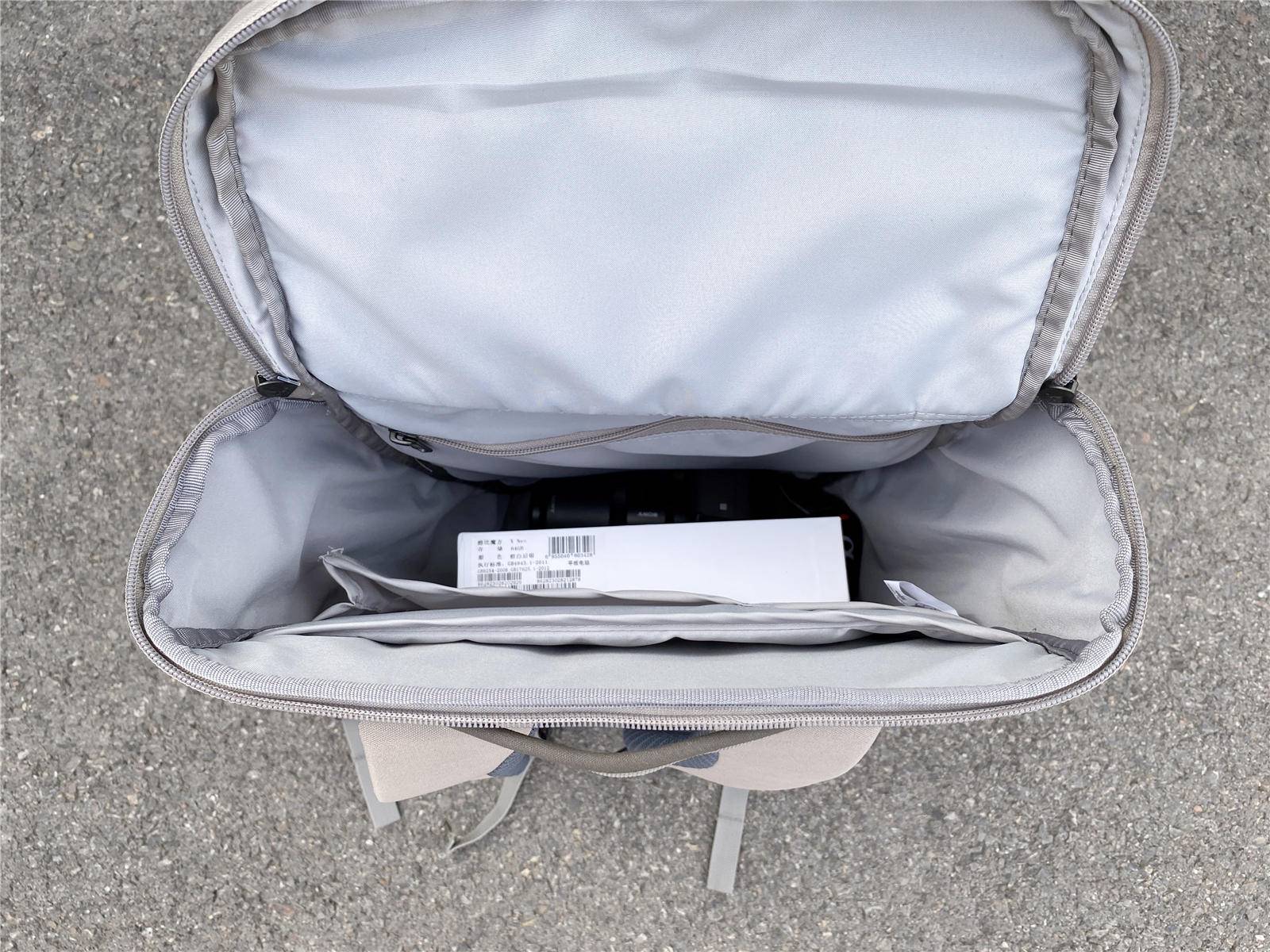 既好看又能装的包包,又好看又能装带夹层的包包推荐