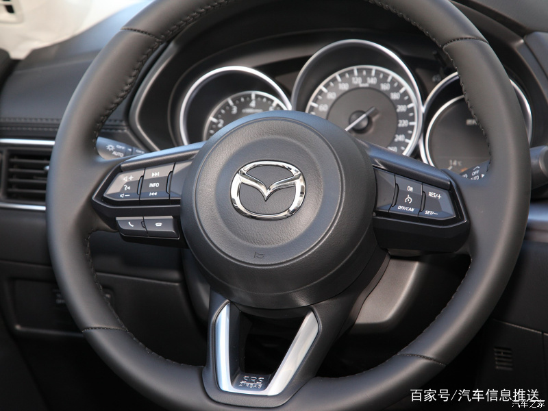 马自达cx-5和奇骏哪个更值得入手,马自达cx-5奇骏选哪个