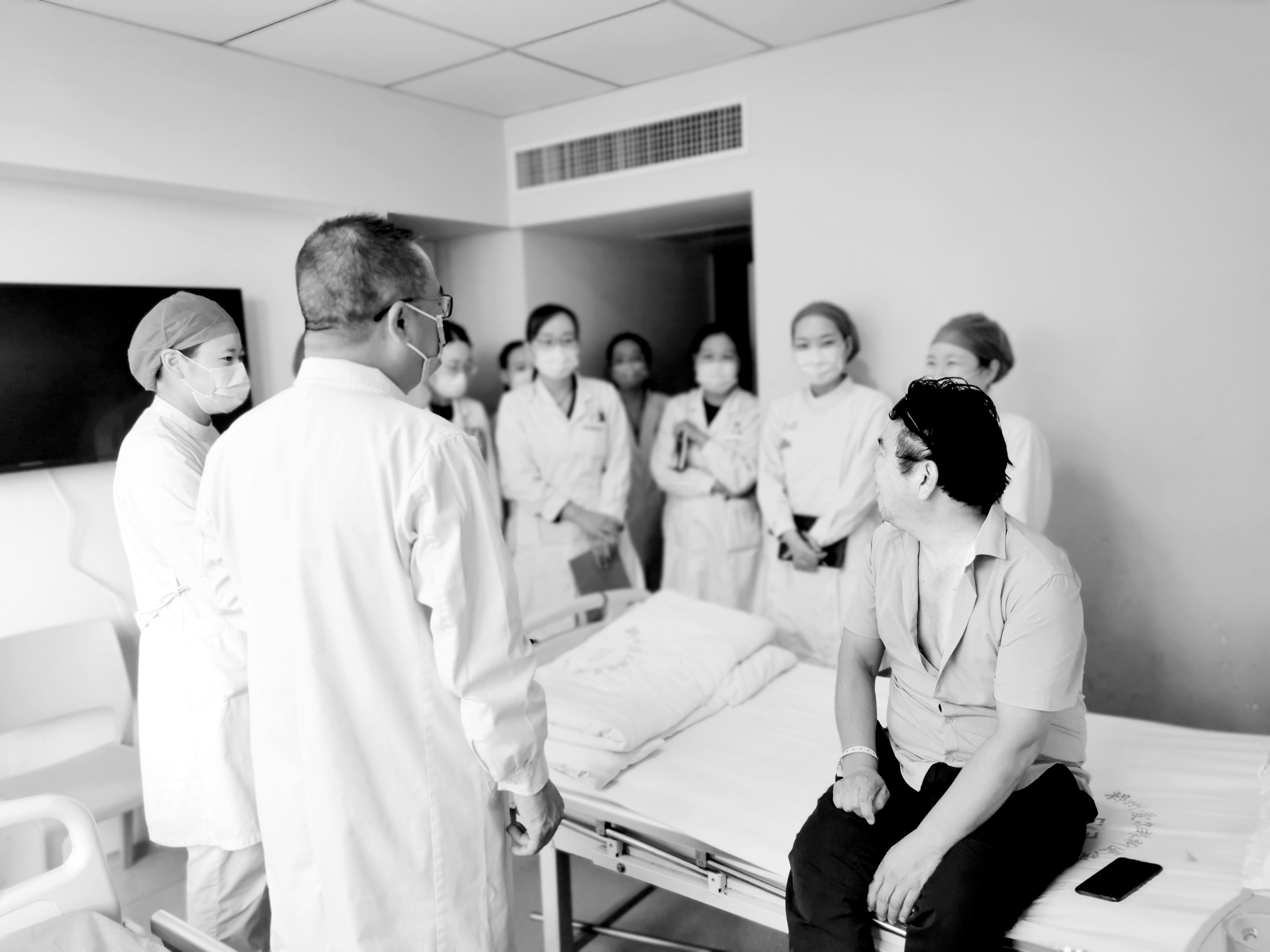 爱尔眼科郑州,郑州爱尔眼科医院角膜塑形镜