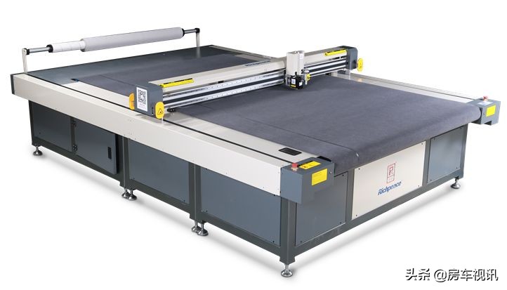 想不到吧，开一家汽车定制改装工厂竟然这么容易？