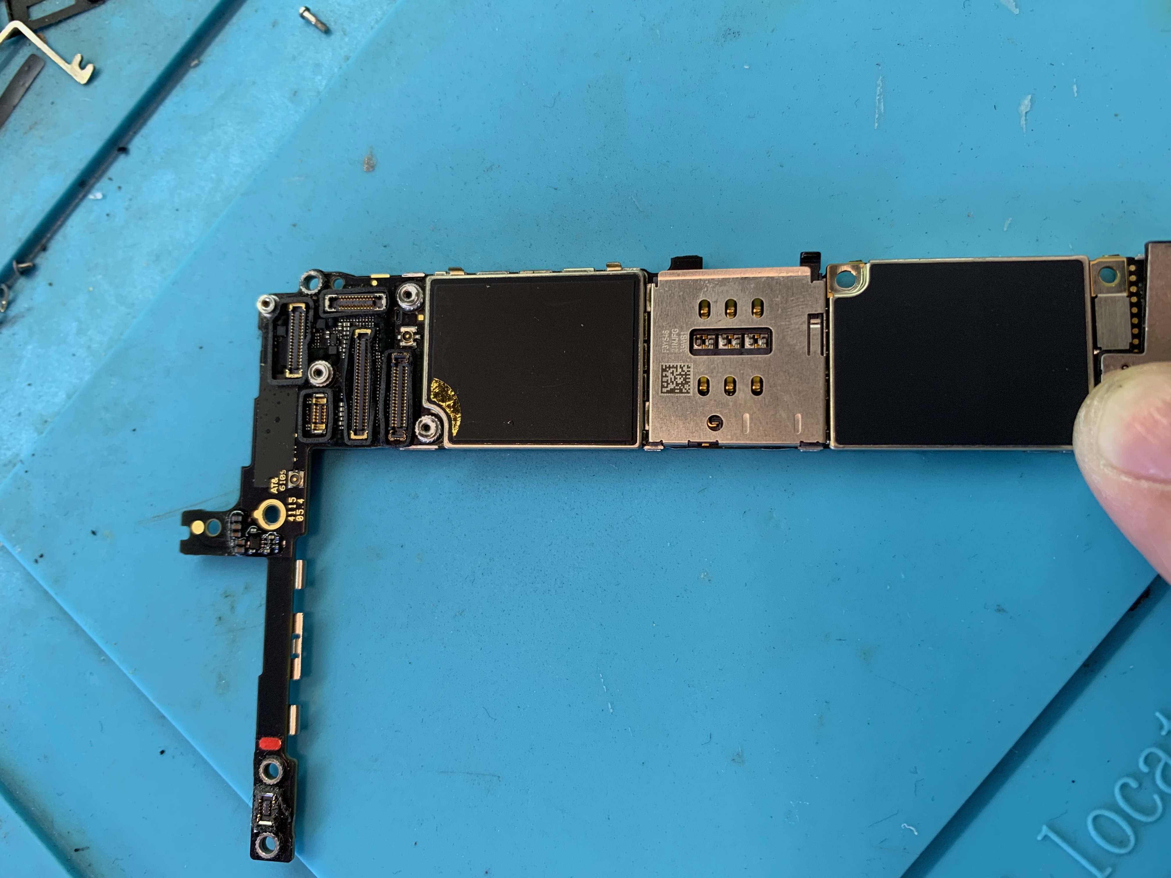 iphone6splus突然开不了机,iphone6s冬天充不进去电