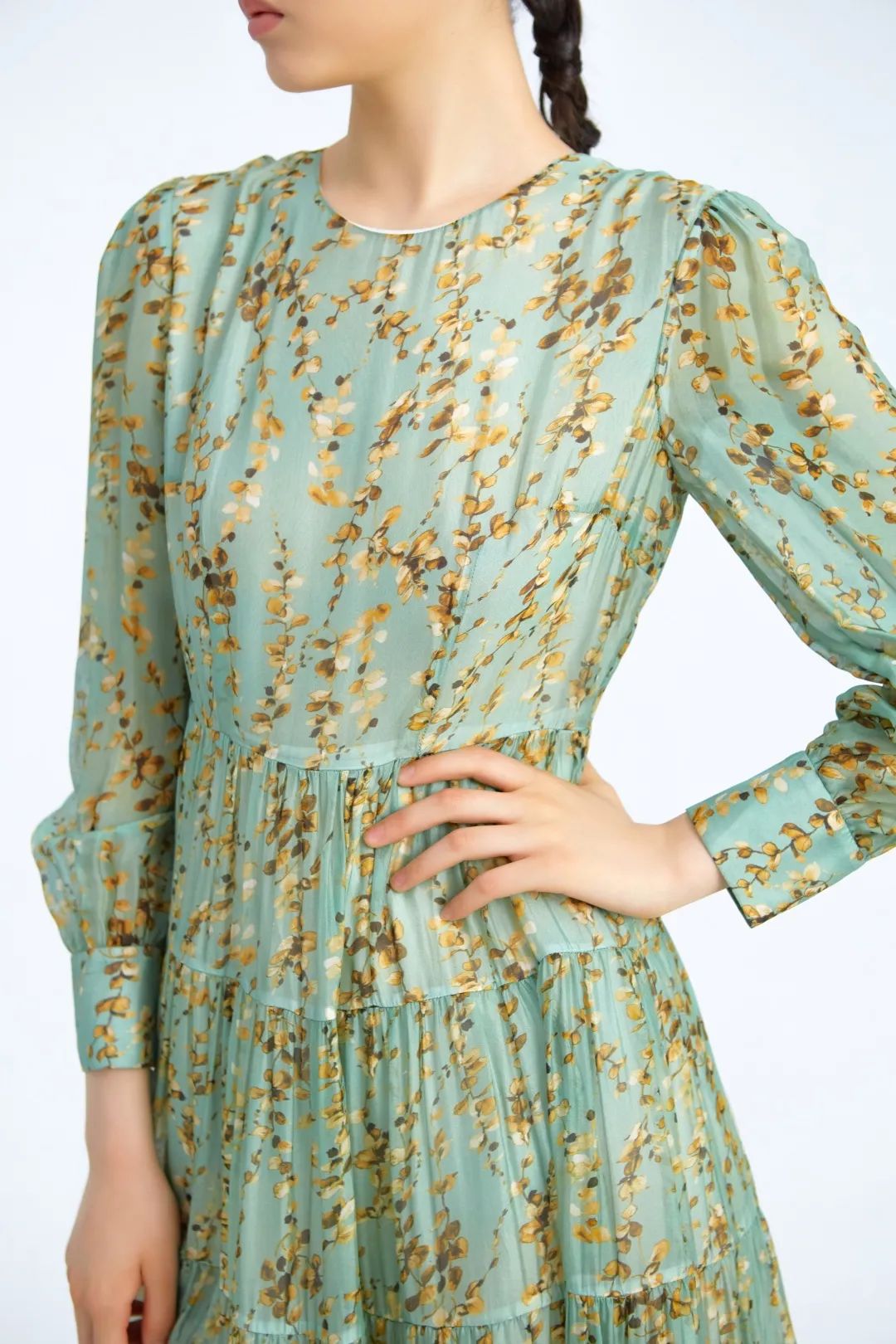 新品上市｜夏日物语系列，轻盈如云，垂坠如水