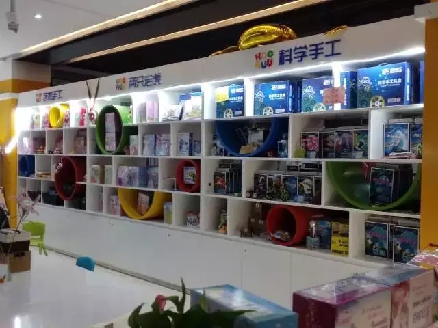 90后放弃银行职位创业,90后女研究生放弃高薪创业