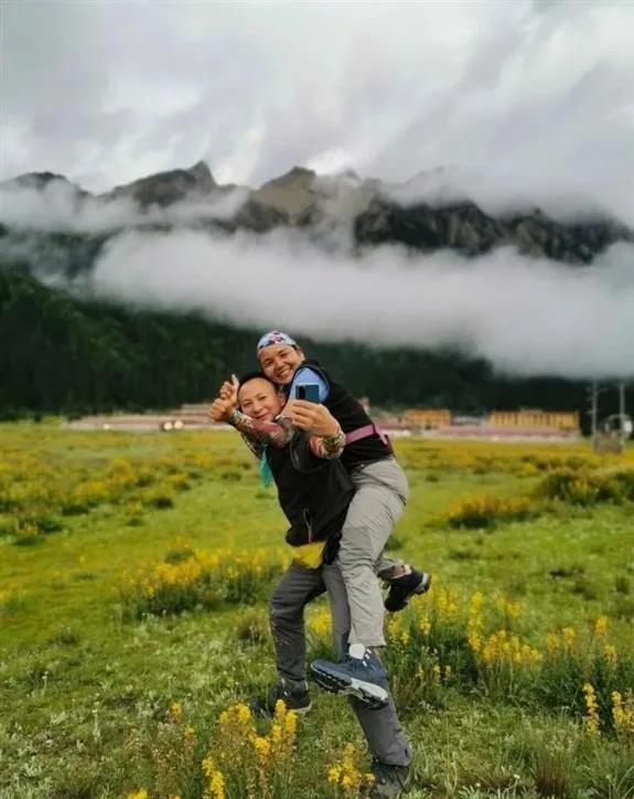 8月格聂c线,8月走格聂南线穿什么