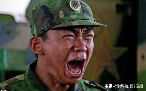 许三多人生要做有意义的事情,许三多说的活着要有意义