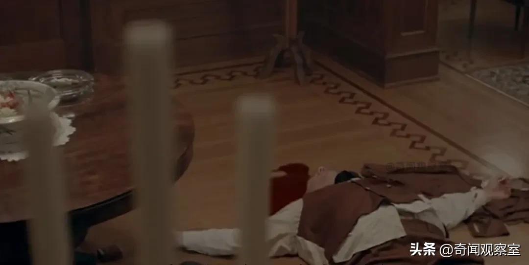 史上最强老王，妻子将情人藏进家中长达10年，丈夫却浑然不知