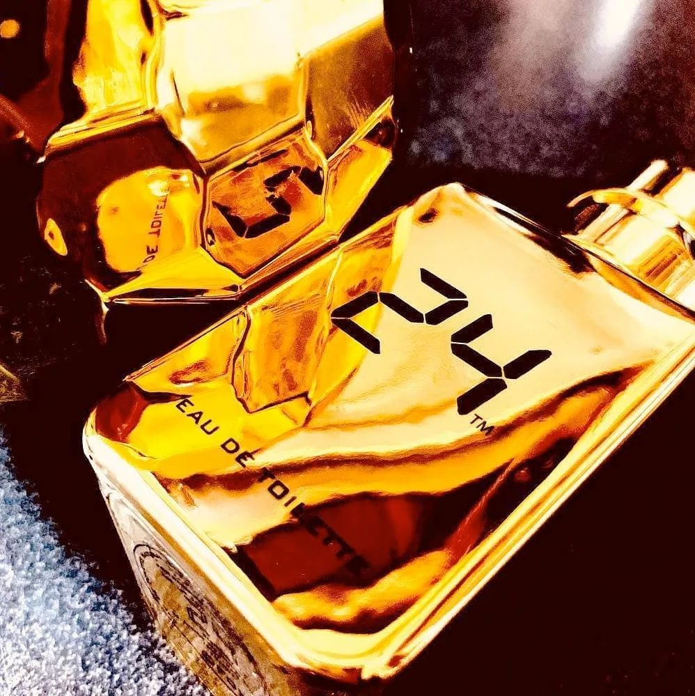 迪拜机场弥漫的香水叫什么名,迪拜香水哪里买最好