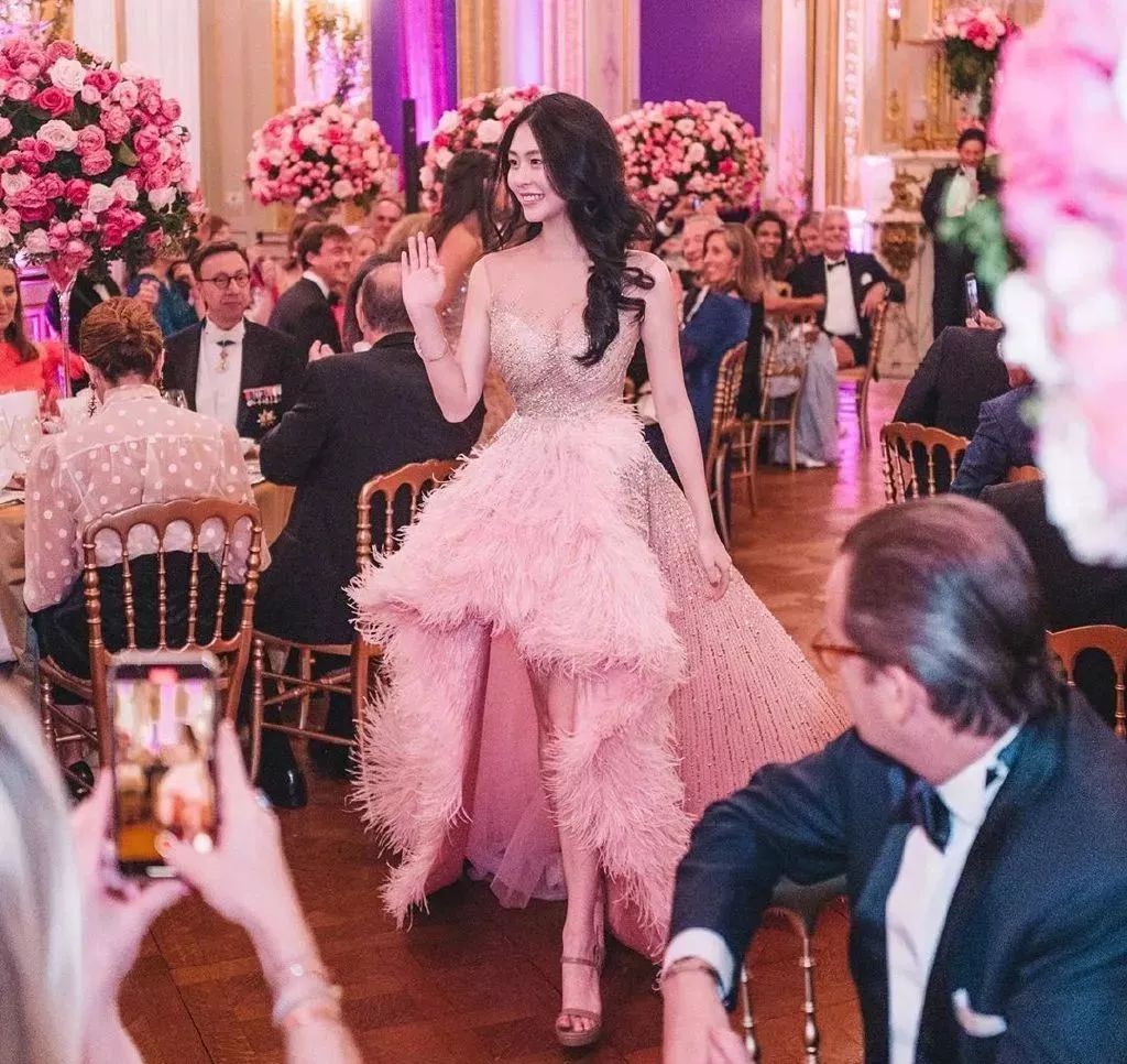 邱淑贞什么时候和王晶分手的,邱淑贞与王晶为什么分手