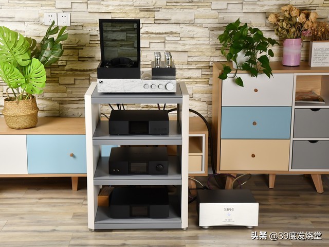 森海塞尔和奥菲斯耳机哪个好,森海塞尔耳机一代和二代外观区别