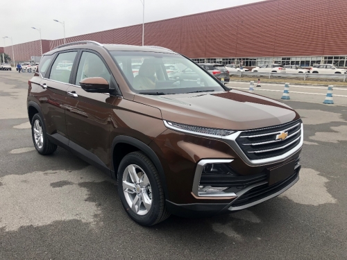 大神们帮忙看看这是什么车,大神们看看这是啥车