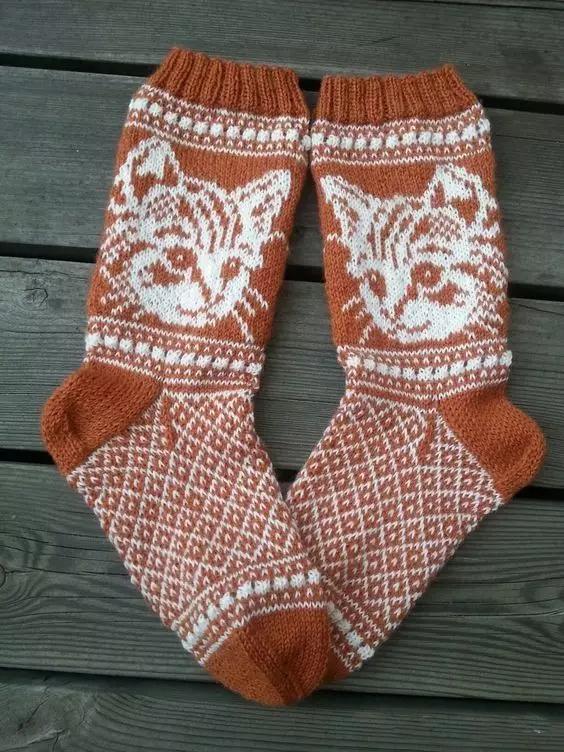 自己织的毛线袜,在家穿的毛线袜怎么织