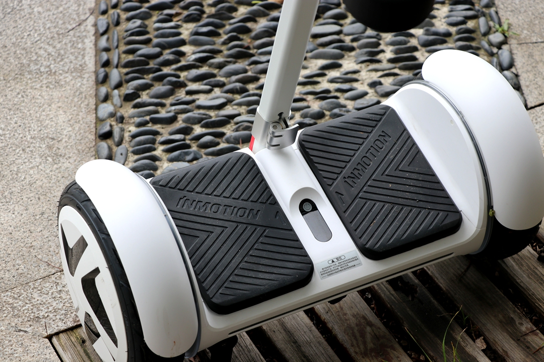 最高时速可达80公里小时,最高时速可达180公里以上