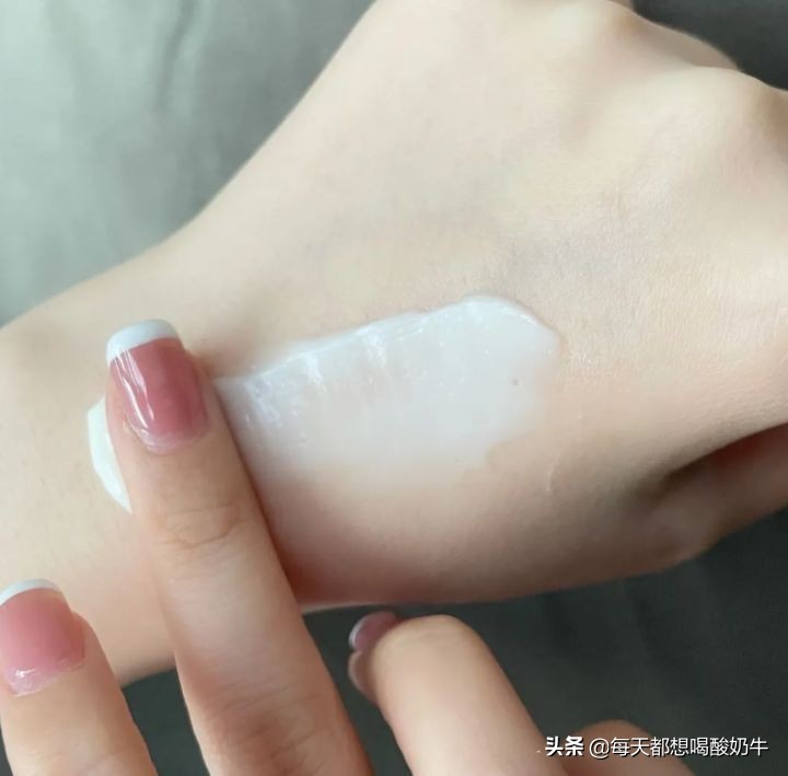 哪些品牌面霜对大干皮比较适合,给大家推荐一款非常好用的面霜