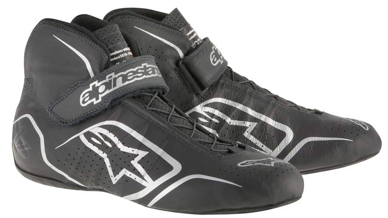 开车穿什么款式的鞋舒适,开车穿鞋子最舒服耐穿