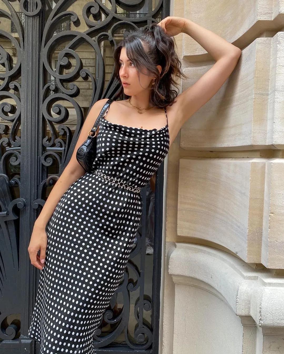 吊带黑色蕾丝穿搭,蕾丝吊带女穿搭