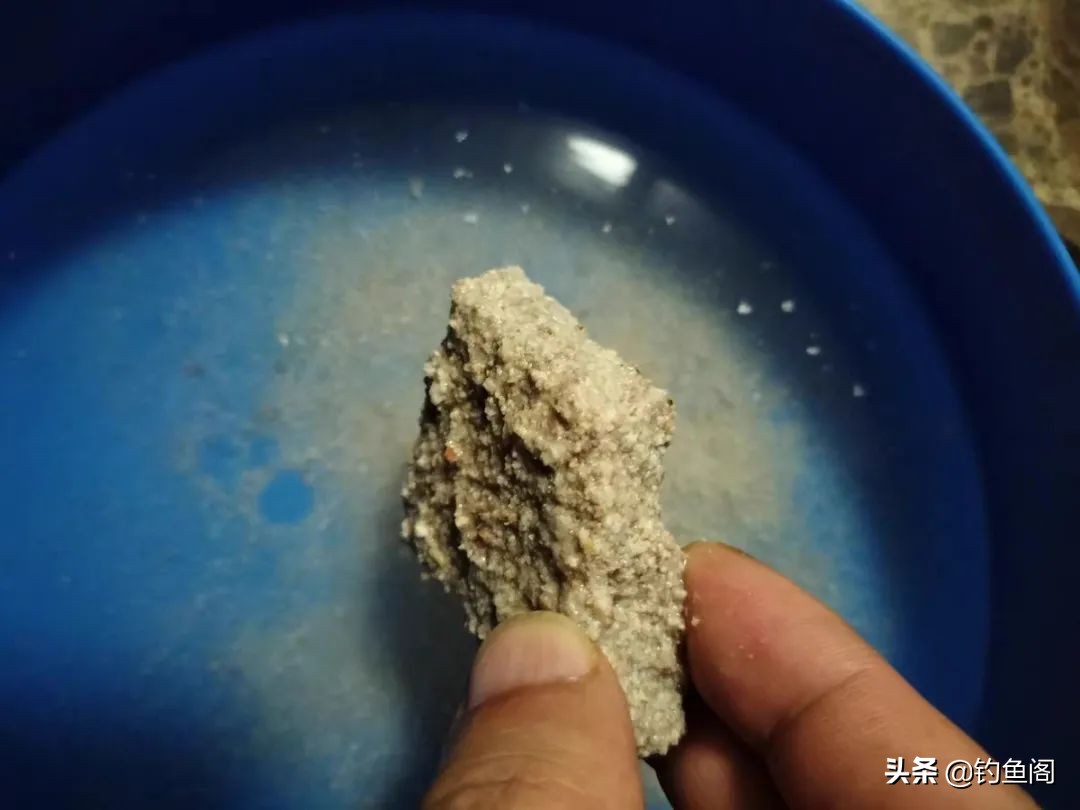 冬钓鲤鱼用花生枯的最佳方法,花生枯可以钓鲤鱼和草鱼么