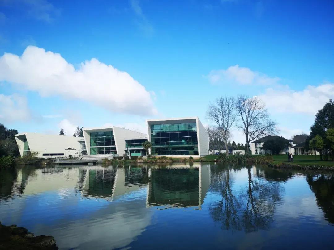 新西兰总理访问中国,新西兰总理到访公安大学