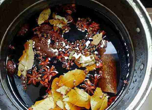 卤水鲜香味流失怎么补救,卤水发绿怎么处理