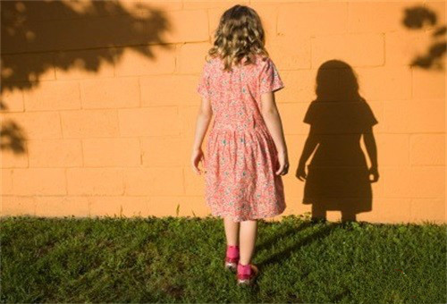 不爱拍照的女人是什么心理,女生不发照片什么心理