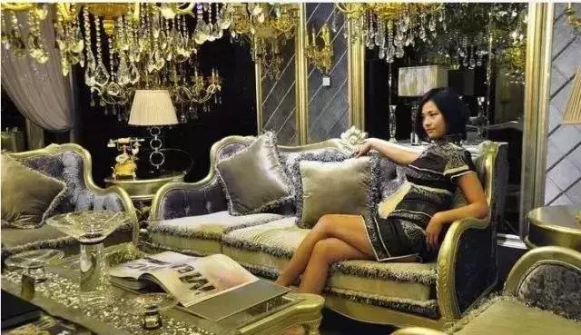 走进亮美嘉，感受光魅力