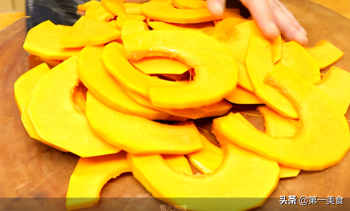 生鱼片鲜滑肥美但是这样吃才健康,比生鱼片还好吃的鱼生