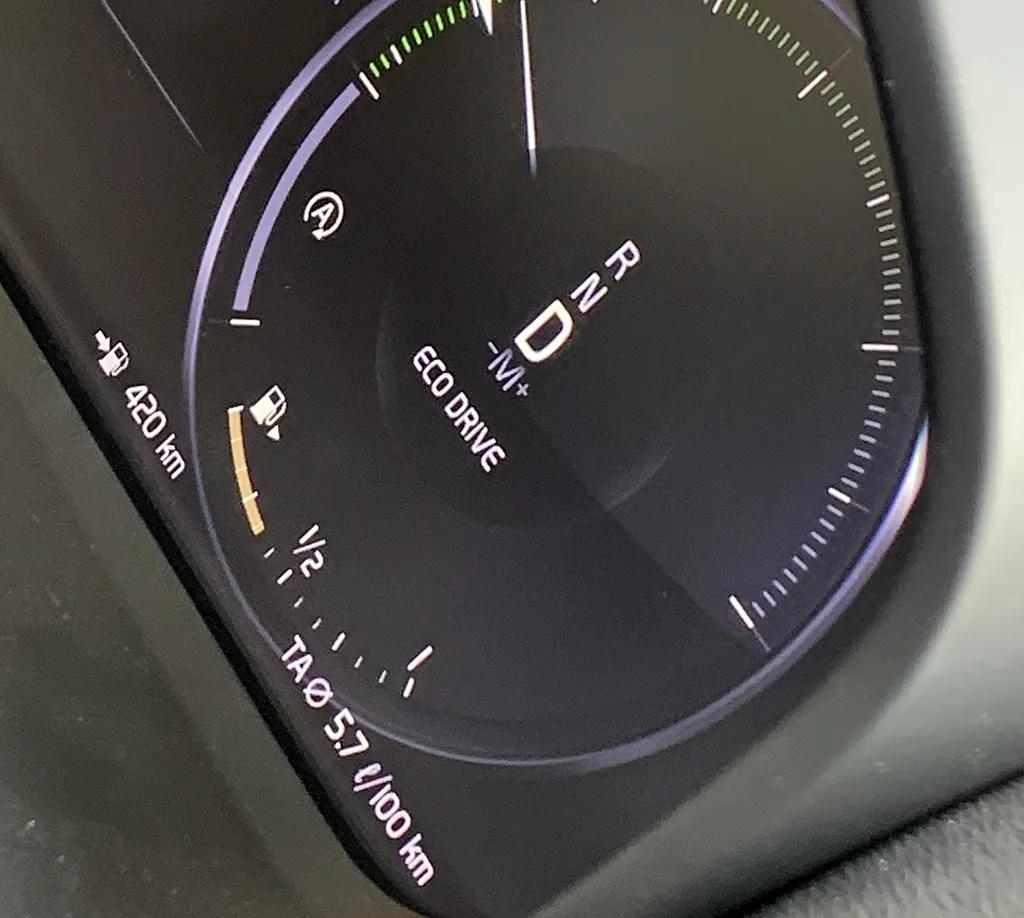 试驾沃尔沃xc40,沃尔沃xc40最新试驾视频