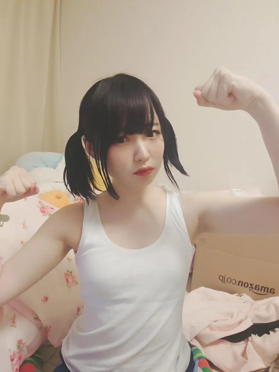 日本女版“手工耿”凭沙雕发明火遍全网，她还是个偶像女团成员？