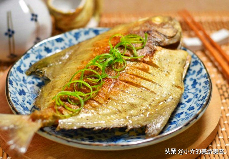煎鱼不破皮的简单方法窍门,怎么煎鱼不破皮又鲜嫩又入味