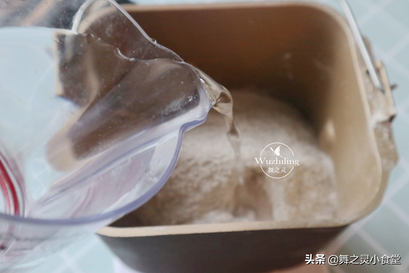 馒头最下一层老是蒸成死面,馒头总是蒸死什么原因