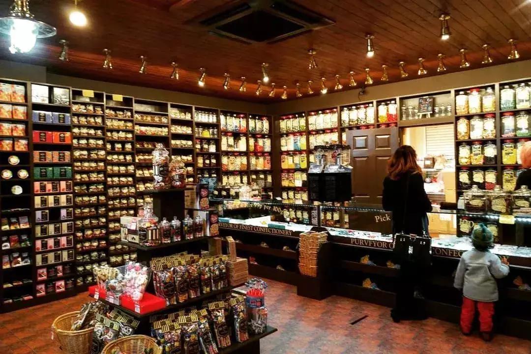 棣欐腐鎵鏀荤暐,鏄ヨ妭棣欐腐骞磋揣璐墿鏀荤暐